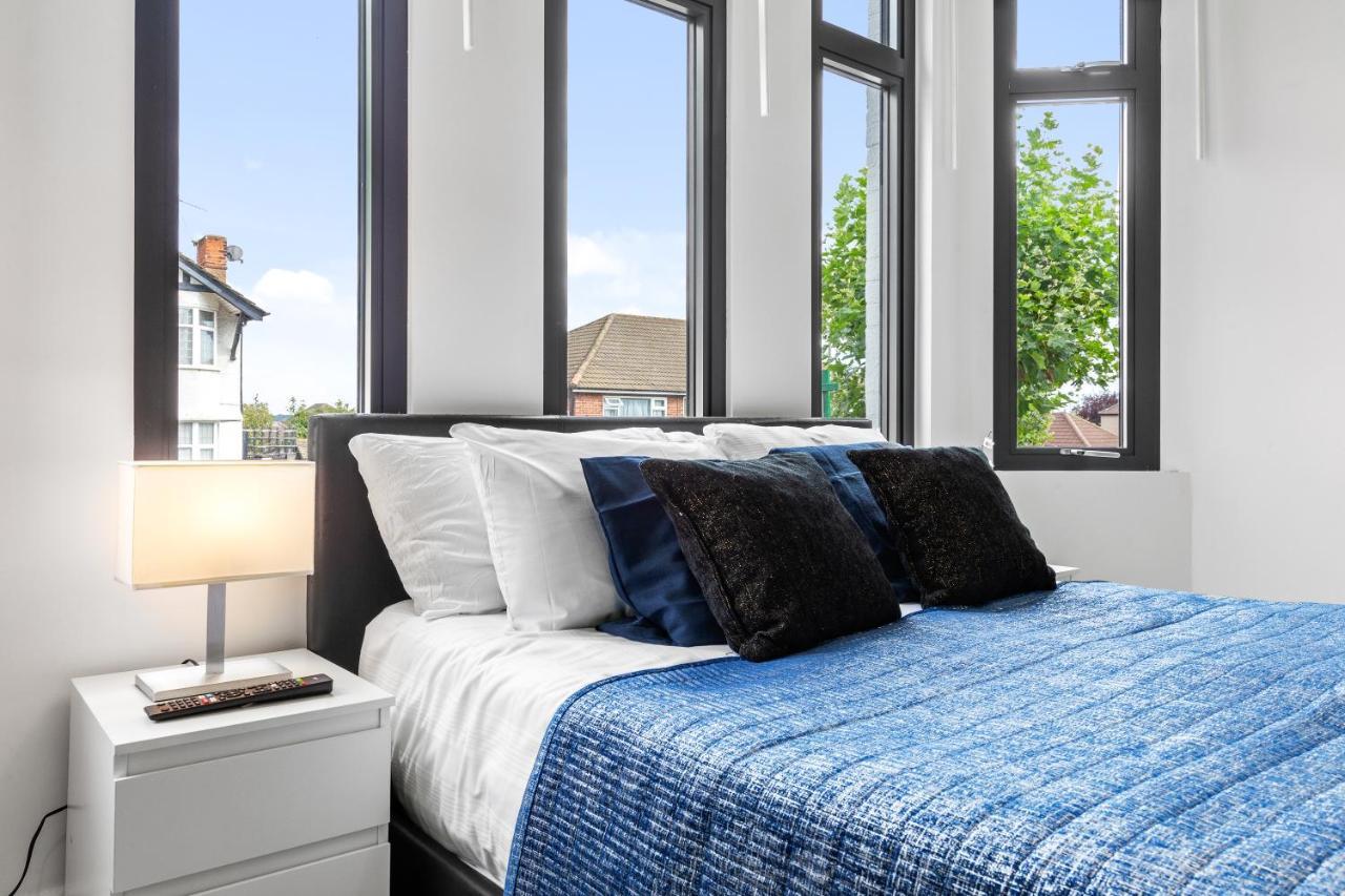 Comfy 1Bdr - 30Mins To Central Ldn - Parking The Hyde Exterior foto
